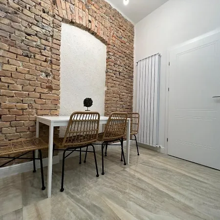 Museum House Old Town Apartment